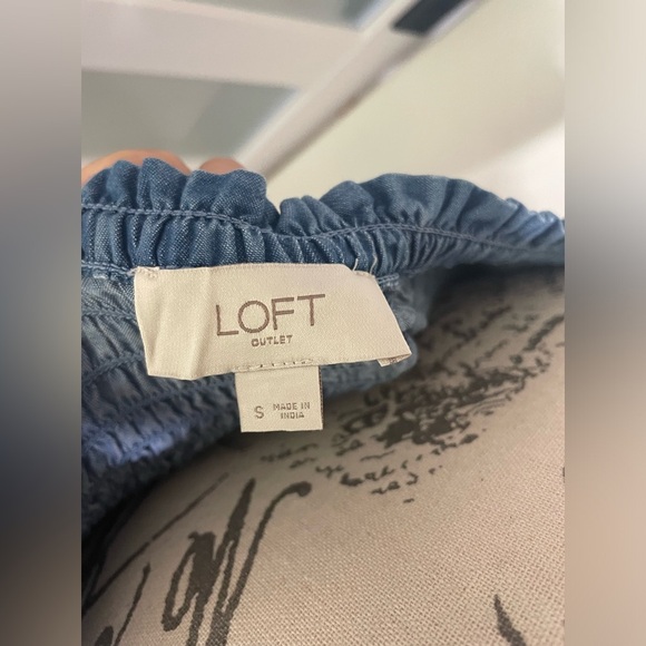 LOFT Light Blue Sundress with Smocked Bodice and Puff Sleeves - Picture 4 of 6